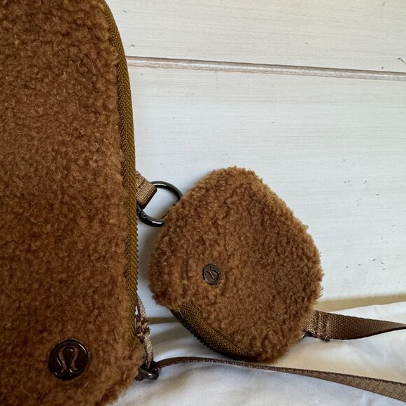 NWOT Lululemon Modular Phone Crossbody Bag Fleece Burnt Caramel Gunmetal Hardwar - Picture 6 of 15